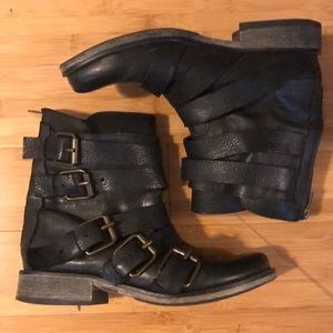 Steve Madden Black Leather Boots - EUC